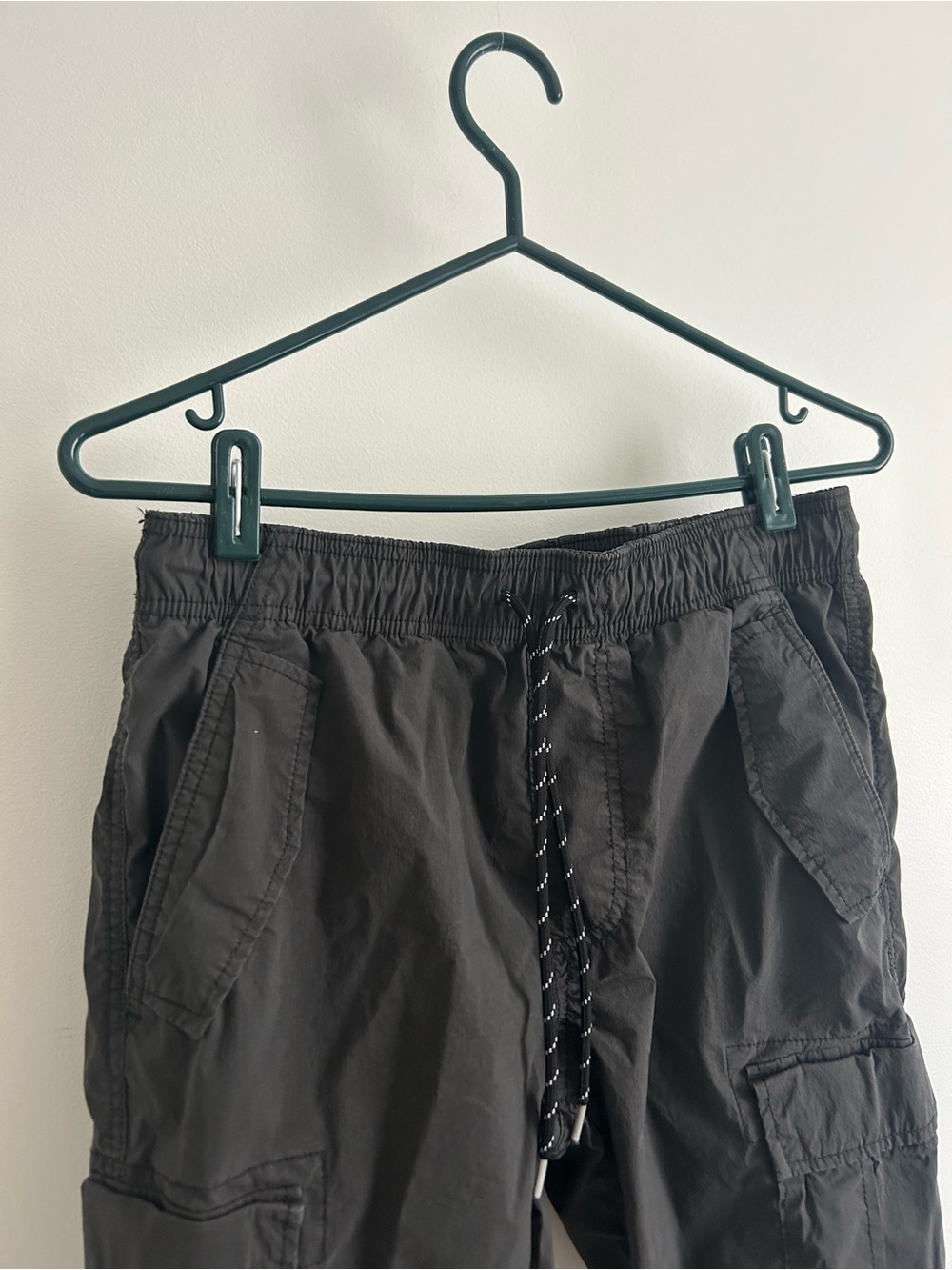 Old Navy Black Elastic Waist Cargo Pants